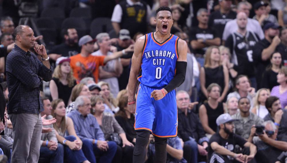 Vídeo Westbrook (35+11+9) deja a los Thunder a un paso de la Final