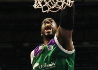 Un colosal Nedovic lidera a Unicaja y detiene al Valencia