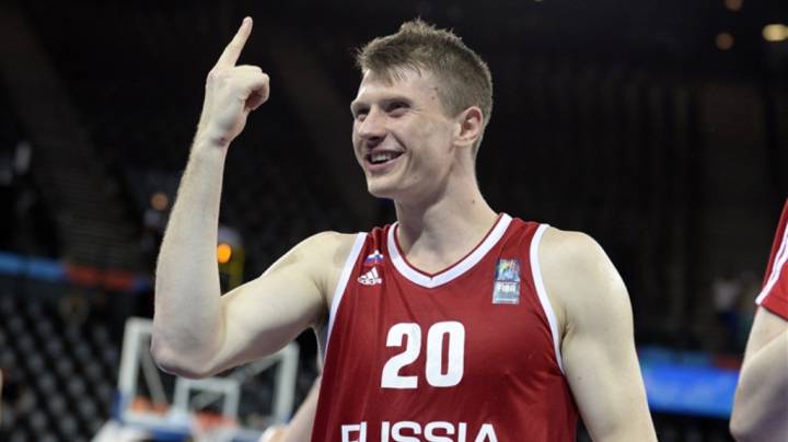 Rusia, primer clasificado para el Eurobasket 2017 con un 3-0