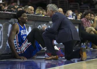 La restricción de minutos de Embiid se revisará en Navidad