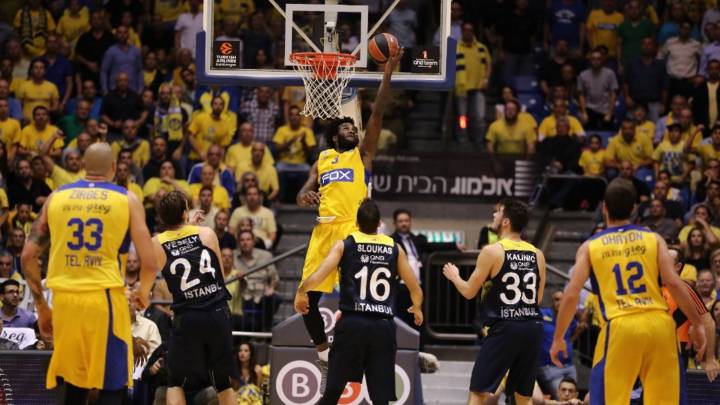 El Fenerbahçe sigue en caída: tercera derrota seguida