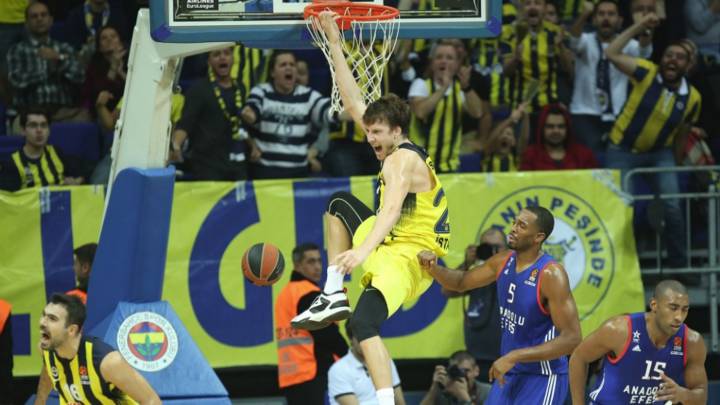 El Fenerbahçe rompe su mala racha: gana tras tres derrotas