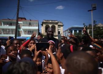La simbólica visita de Shaquille O'Neal a la Cuba de Fidel