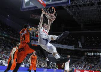 Doncic (17 años) brilla y Ayón se apunta el duelo ante Cruz