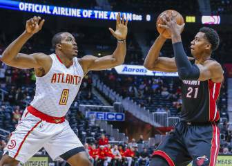 ¿Por qué lanzan mal los tiros libres los jugadores altos?