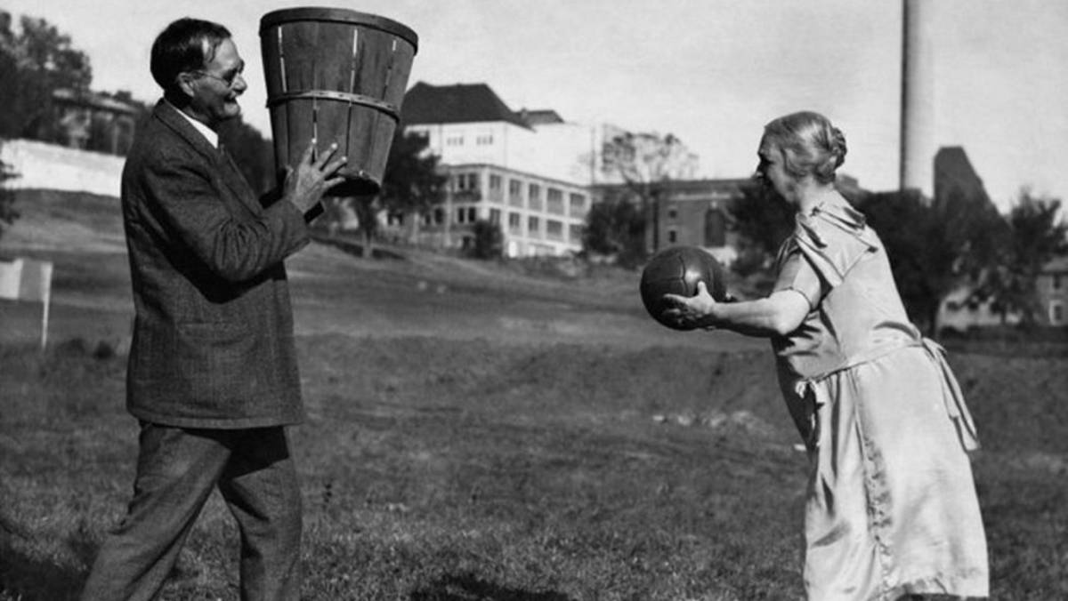 Lubricar Ecología pérdida El baloncesto cumple 126 años: "El primer partido, una matanza" - AS.com