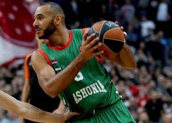 El Baskonia destroza al Unics; Stoll anotó 11 puntos