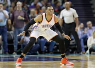Westbrook suma y sigue: 17º triple-doble y victoria