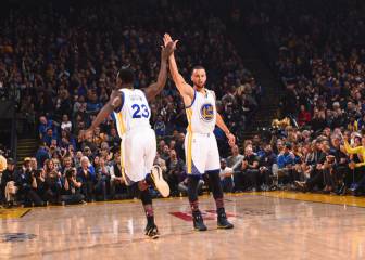 Curry asombra de nuevo: 39 puntos y 11 triples en 30 minutos