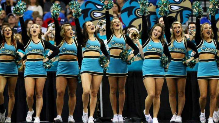 Coastal Carolina University suspende a sus cheerleaders: prostitución, striptease, alcohol...