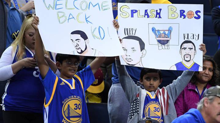 Curry, rey mundial de la venta de camisetas NBA... salvo en España