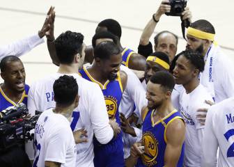 Los Warriors perderían ¡hasta 22 millones! si firman el 4-0