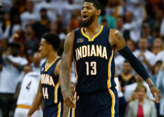 Un estafador se hace pasar por manager de Adele para lograr zapatillas de varios jugadores