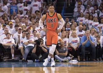 Westbrook sigue sin responder a los 207 millones de los Thunder