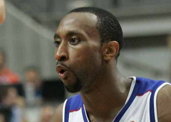 Holden, el primer americano que jugó con Rusia