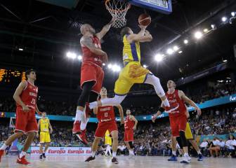 Mandache: segundo triple-doble de la historia del Eurobasket