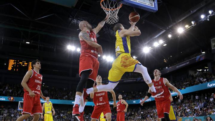 Mandache: segundo triple-doble de la historia del Eurobasket