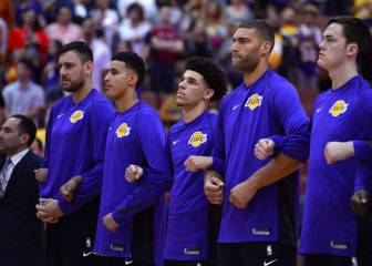 Los Warriors, único equipo que no protestó durante el himno
