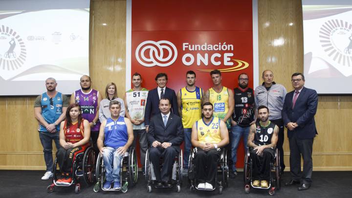 Presentación de la liga de baloncesto en silla de ruedas con José Ramón Lete, presidente del CSD, en el acto inaugural.