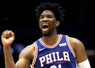 Embiid regresa a lo grande: 22 puntos y 7 rebotes en 14:45