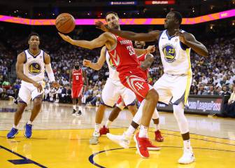 Draymond Green tuvo que dejar el partido: lesión de rodilla
