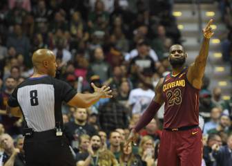LeBron y los Cavs doblegan a un Giannis (34+8+8) soberbio