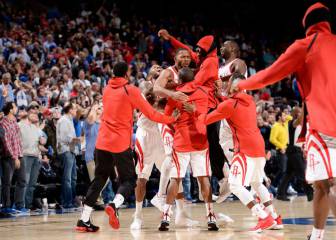 ¡Sobre la bocina! Embiid (21) y Simmons (14+7+9) no cierran