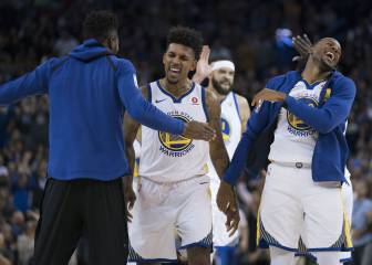 Los Warriors abusan también de El Proceso: +129 en seis partidos