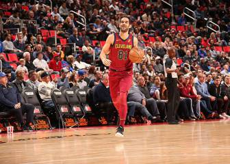 Calderón (14+4) disfruta como titular en la paliza de los Cavs