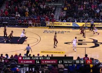 De locos: Alabama jugó más de 10 minutos con tres jugadores... ¡y casi remonta 13 puntos!