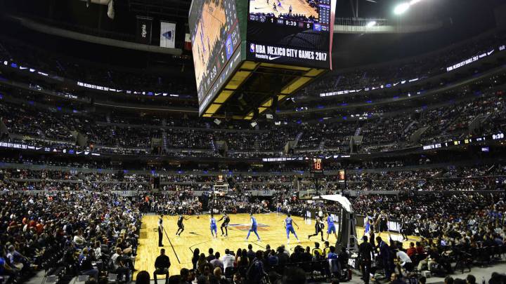 El partido entre los Brooklyn Nets y los Oklahoma City Thunder celebrado en el Arena de la Ciudad de México.