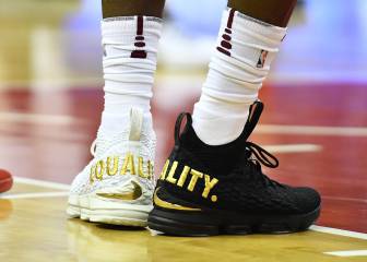 Las zapas de LeBron pidiendo 