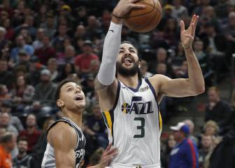 Hood y Ricky (11+11+7) congelan a unos Spurs sin Pau Gasol