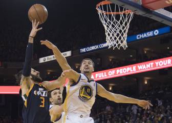 Los Warriors juguetean con los Jazz: 42-22 en el tercer cuarto