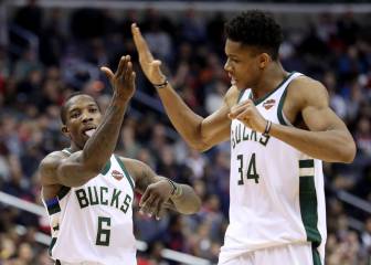 Antetokounmpo (34+12+7) toma la capital al ritmo de Bledsoe