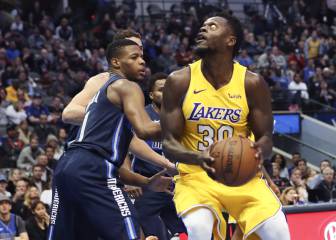 Randle define el cuarto triunfo consecutivo de los Lakers