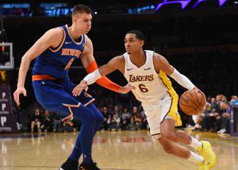 Los Lakers pasan por encima de los Knicks: Clarkson+Randle, 56