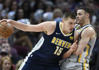 Los Nuggets golpean desde el triples a los Cavs 19 veces
