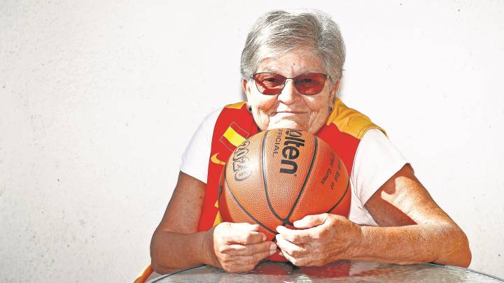 Pepa Senante: “600 pesetas fue lo que cobré en baloncesto”