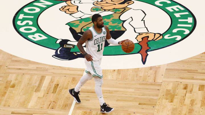 Kyrie Irving, base de Boston Celtics.