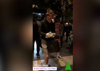 Nadie gana a LeBron a espíritu navideño: así llegó a San Francisco