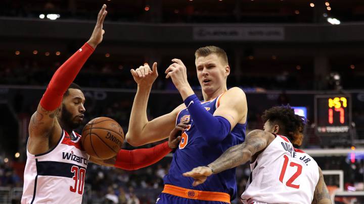 Roce entre Porzingis y los Knicks: la franquicia no quiere que juegue esta temporada