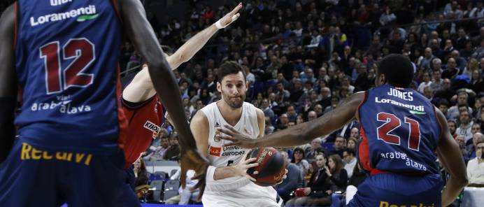 Rudy Fernández, ante el Baskonia.