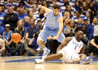 EE UU en vilo: Zion Williamson sufre una lesión de rodilla tras reventar una de sus zapatillas