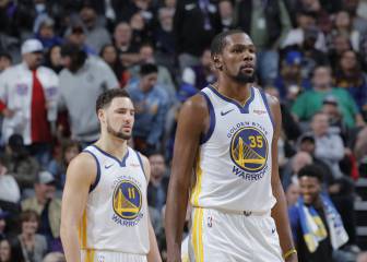 Durant carga contra la prensa: 