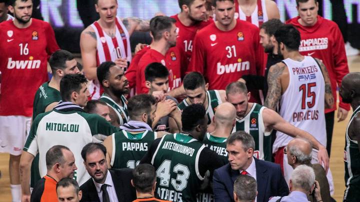 Continúa el lío: El Olympiacos descenderá si no juega el playoff contra el Panathinaikos