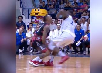 Un ex NBA da un codazo en la entrepierna y baila burlándose: la venganza fue peor...