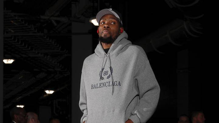 Kevin Durant, antes del cuarto partido de la final de la Conferencia Oeste contra Houston Rockets.
