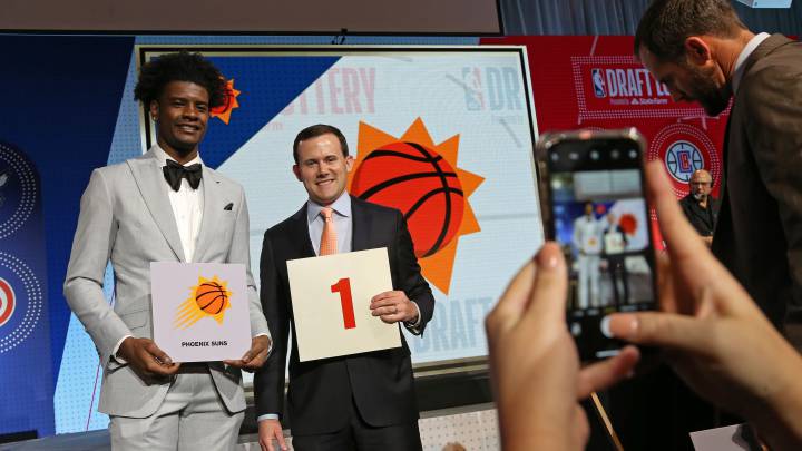 Jackson fue elegido por los Suns en el draft de la NBA 2017