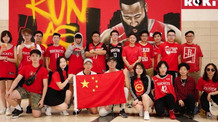 Aficionados chinos de los Rockets